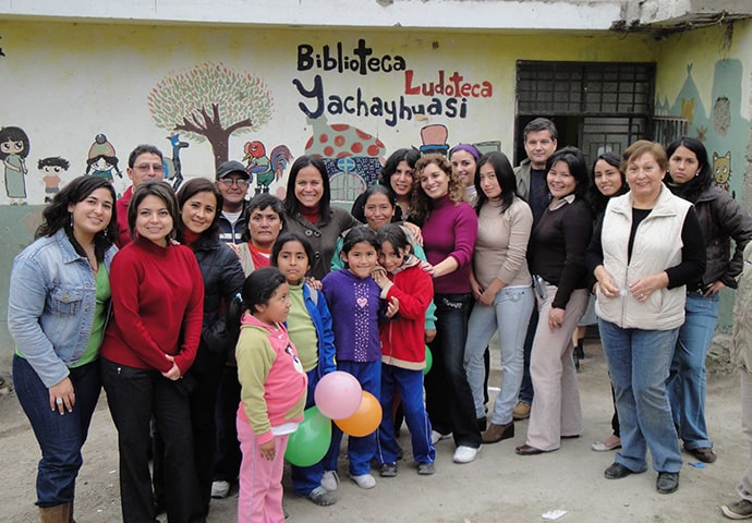 2009 - INAUGURACIÓN SSHH LUDOTECA